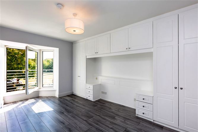 Apt 79, Salthill, Monkstown, County Dublin