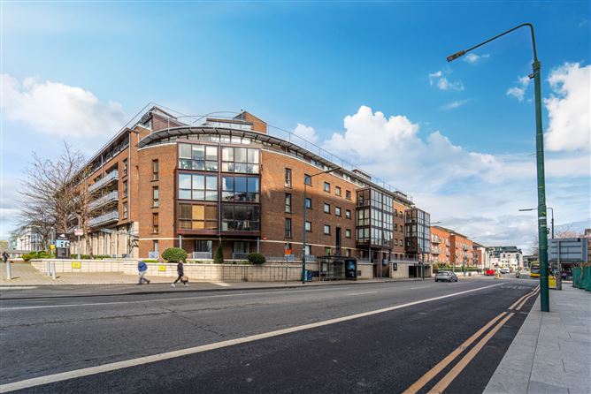 Apartment 181, THE GEORGE, Charlotte Quay, Grand Canal Dk, Dublin 4