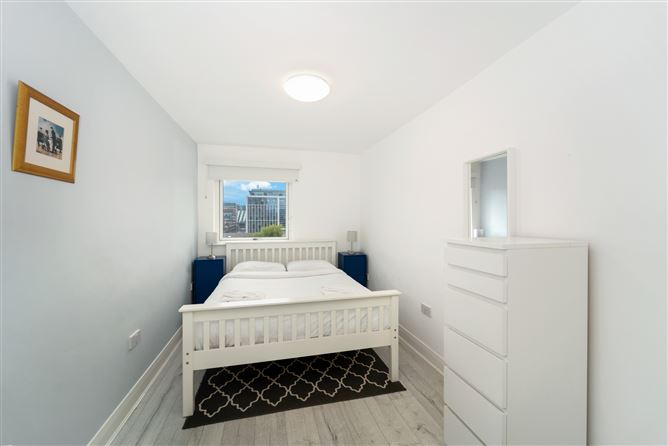 Apartment 181, THE GEORGE, Charlotte Quay, Grand Canal Dk, Dublin 4