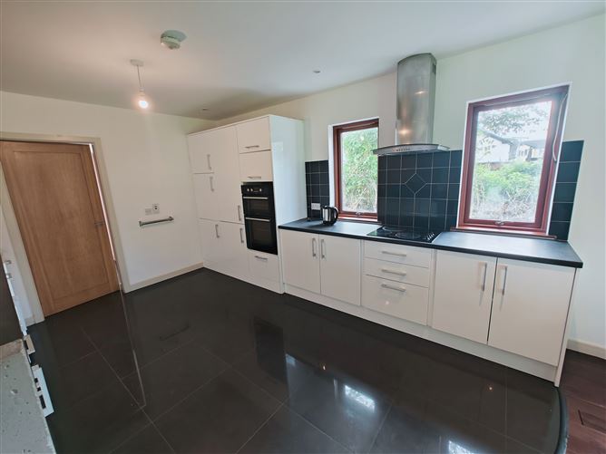 5 Má Na Gréine, Killeagh, Cork