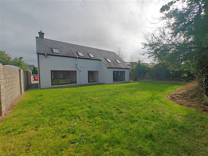 5 Má Na Gréine, Killeagh, Cork