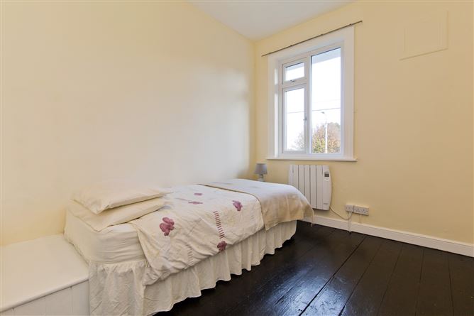 81 Newtown Avenue, Blackrock, Co. Dublin