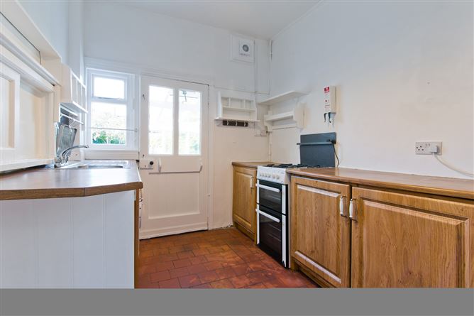 81 Newtown Avenue, Blackrock, Co. Dublin