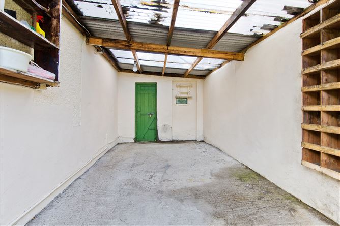 81 Newtown Avenue, Blackrock, Co. Dublin