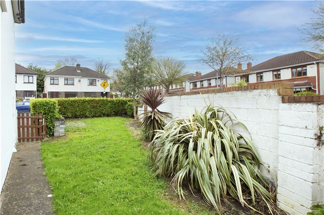 11 Athgoe Drive, Shankill, Dublin 18