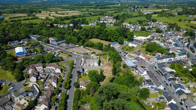 Frederick Street, Clara, Offaly