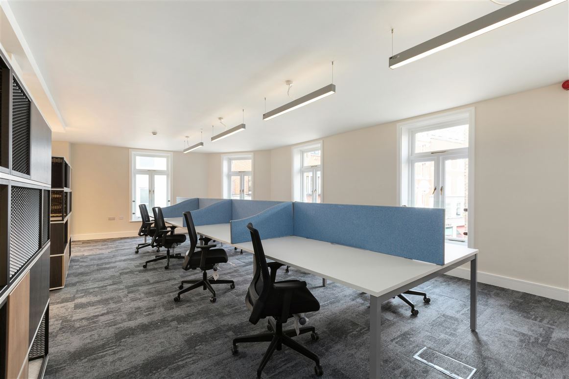 21/22 Grafton Street, Dublin 2, Ireland