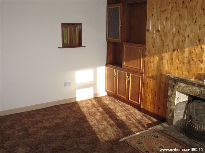 4 Lachteens Place, Grenagh, Co. Cork