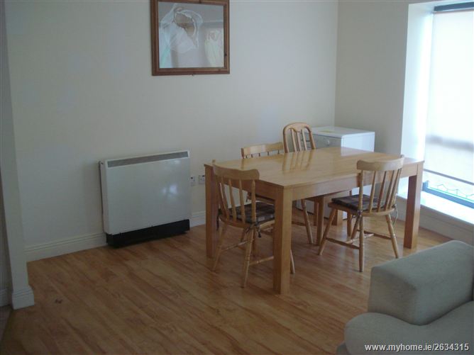 42 Allendale Square, Clonsilla, Dublin 15 REA McGee 2634315