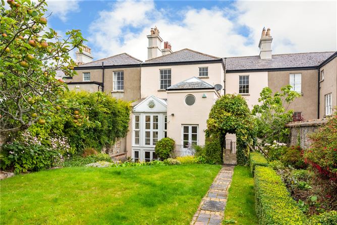 4 Vesey Place, Monkstown, Co. Dublin