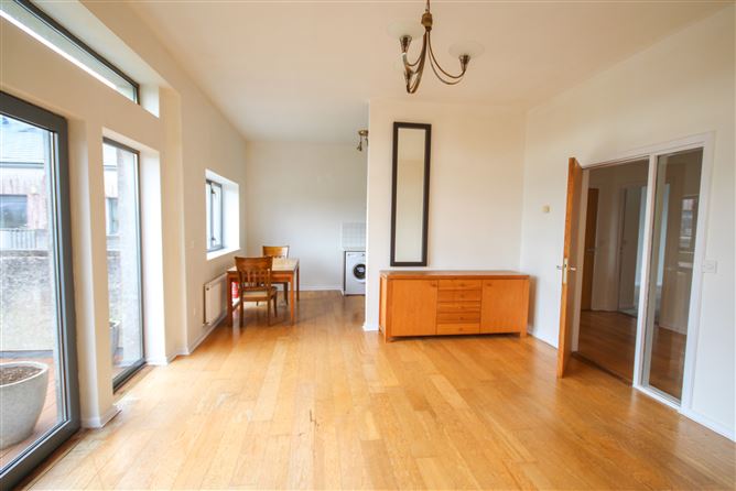 16 Town Square Apartment, Blessington, Wicklow