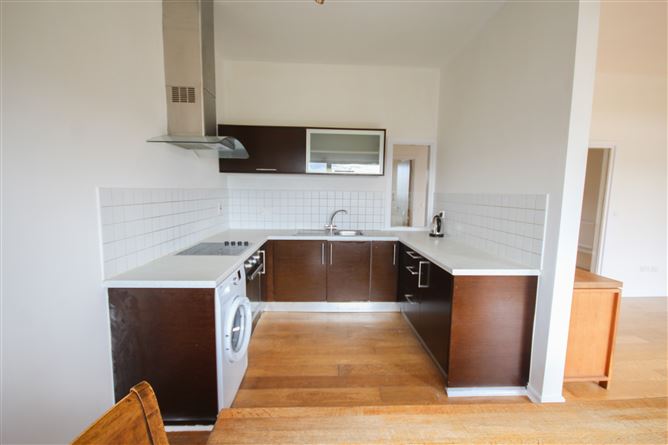 16 Town Square Apartment, Blessington, Wicklow