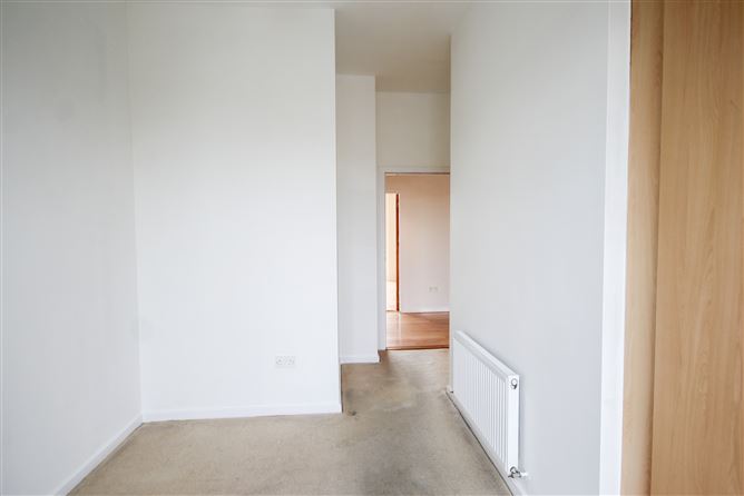 16 Town Square Apartment, Blessington, Wicklow