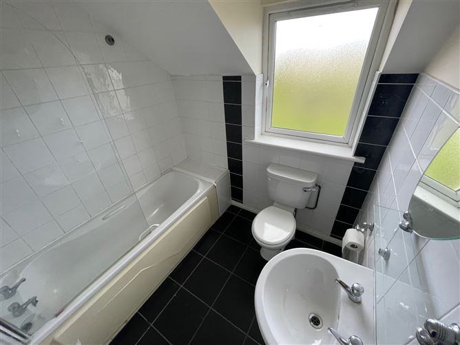 114 Frenchpark, Oranmore, Galway