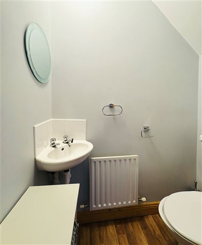 82 Cois Abhann, Caherweesheen, Tralee, Kerry