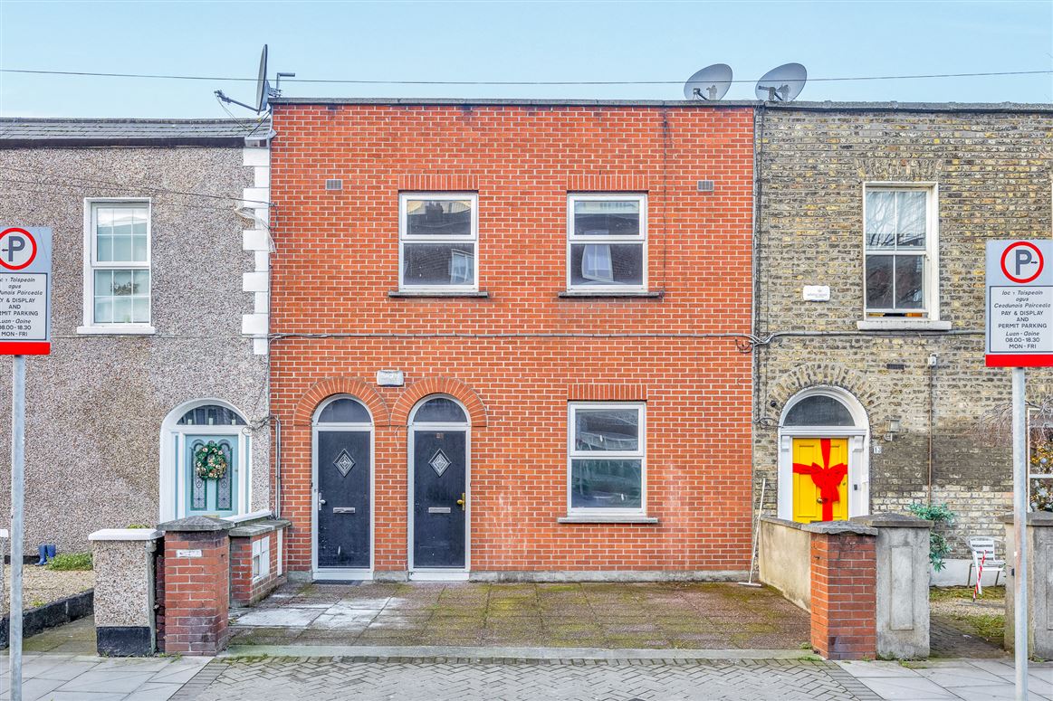 12/12a Macken Street, South City Centre, Dublin 2