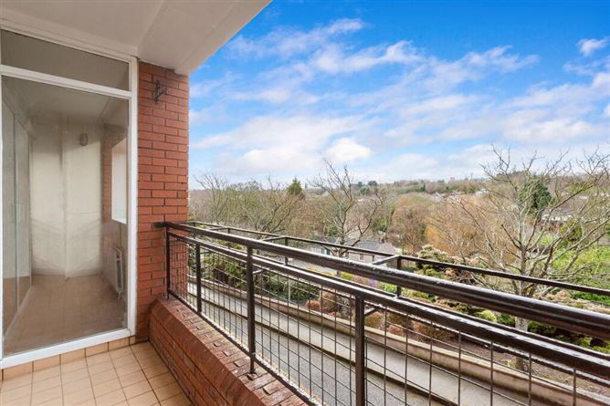 8 Northcliffe, Martin's Row, Chapelizod, Dublin