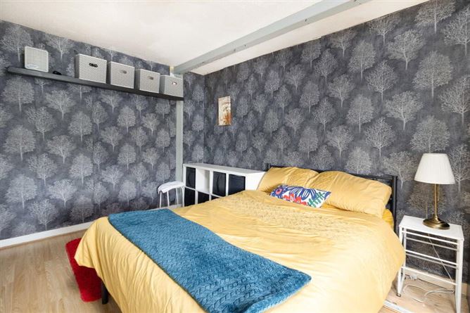 16 St Marks Crescent, Dublin 22, Clondalkin, Dublin