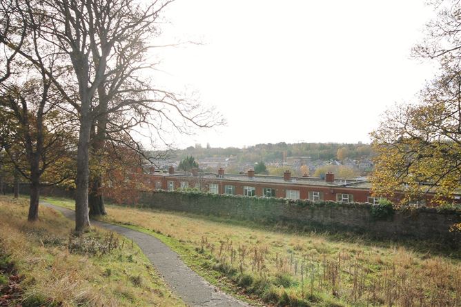 32 Northcliffe, Martin's Row, Chapelizod, Dublin 20