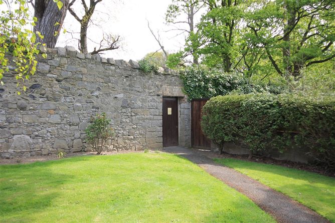 32 Northcliffe, Martin's Row, Chapelizod, Dublin 20