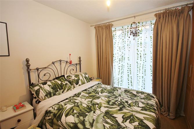 32 Northcliffe, Martin's Row, Chapelizod, Dublin 20