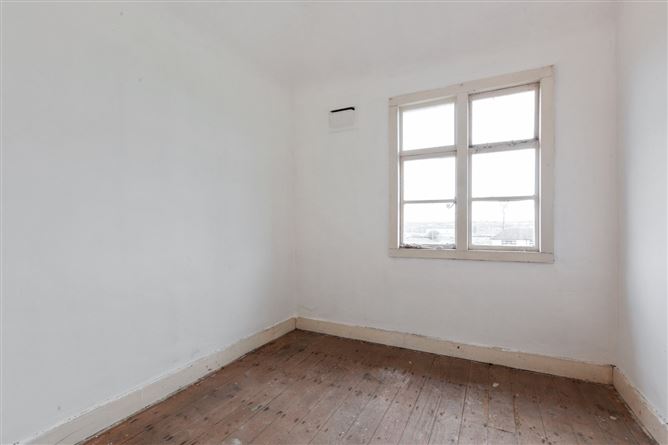 450 Carnlough Road, Cabra, Dublin 7