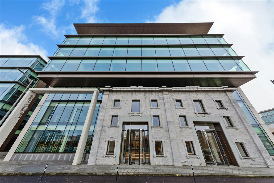 Second Floor Navigation Square One, Co. Cork