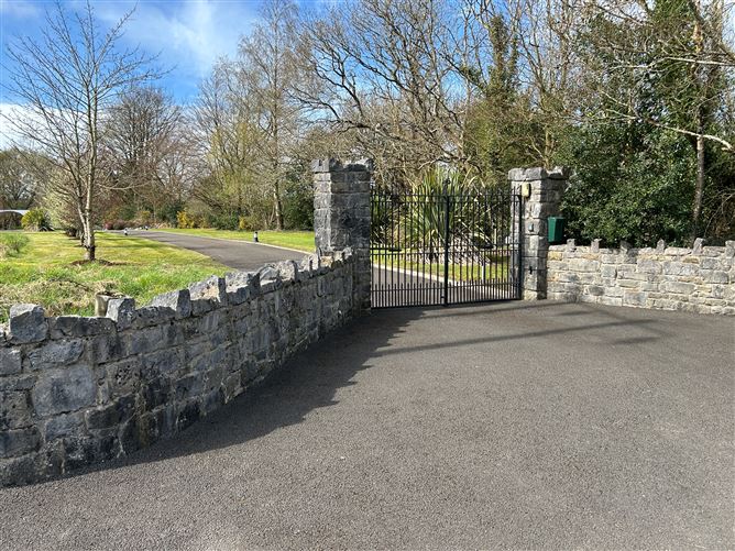 Kincora House, Blackwater, Ardnacrusha, Clare