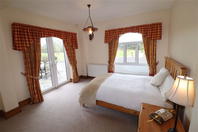 Kincora House, Blackwater, Ardnacrusha, Clare