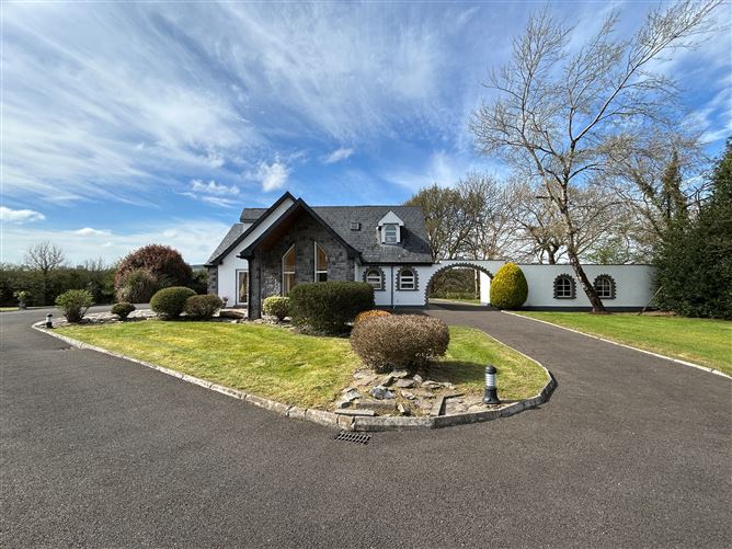 Kincora House, Blackwater, Ardnacrusha, Clare