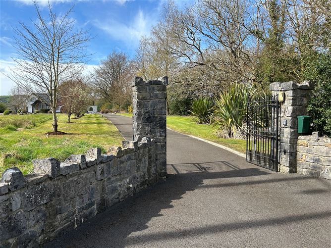 Kincora House, Blackwater, Ardnacrusha, Clare