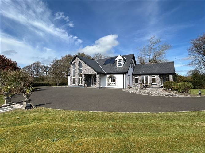 Kincora House, Blackwater, Ardnacrusha, Clare