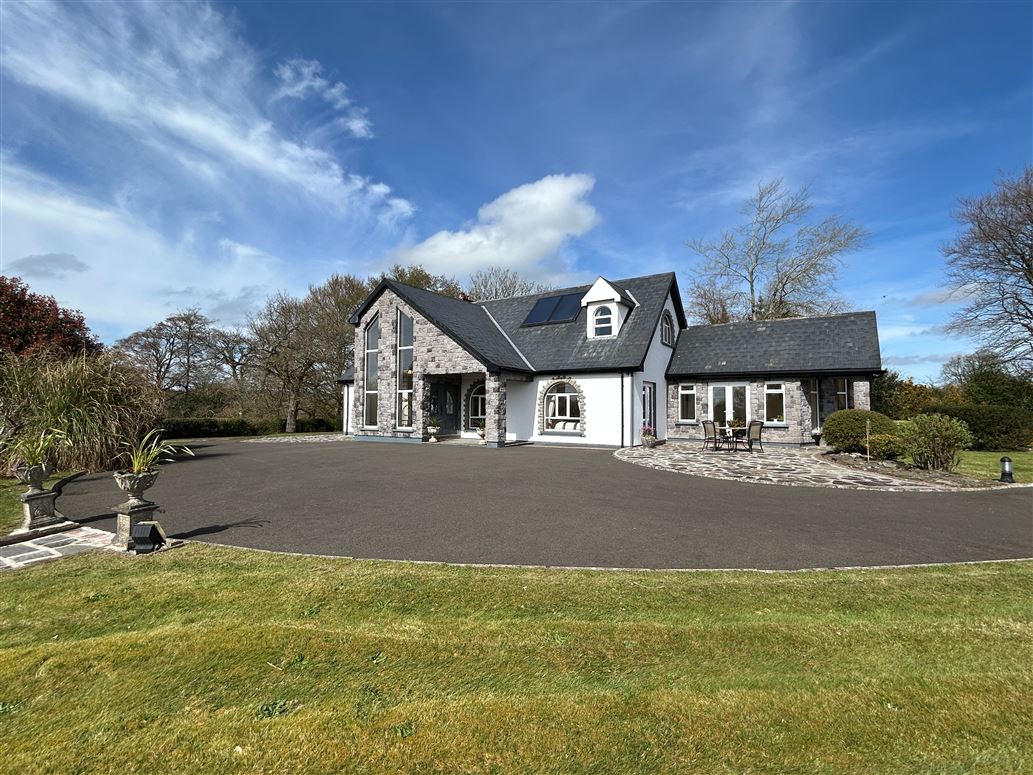 Kincora House, Blackwater, Ardnacrusha, Clare