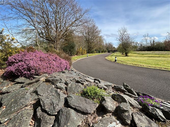 Kincora House, Blackwater, Ardnacrusha, Clare