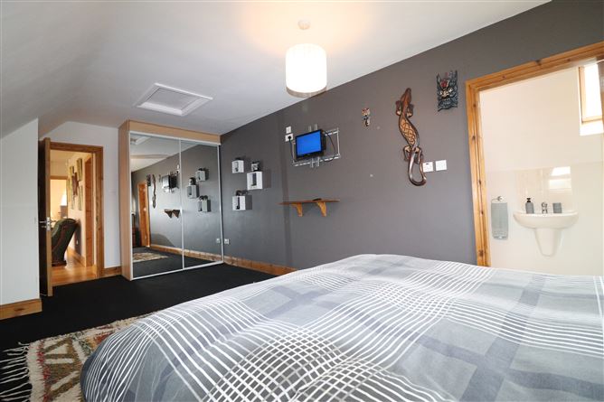 Kincora House, Blackwater, Ardnacrusha, Clare