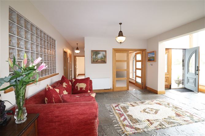 Kincora House, Blackwater, Ardnacrusha, Clare