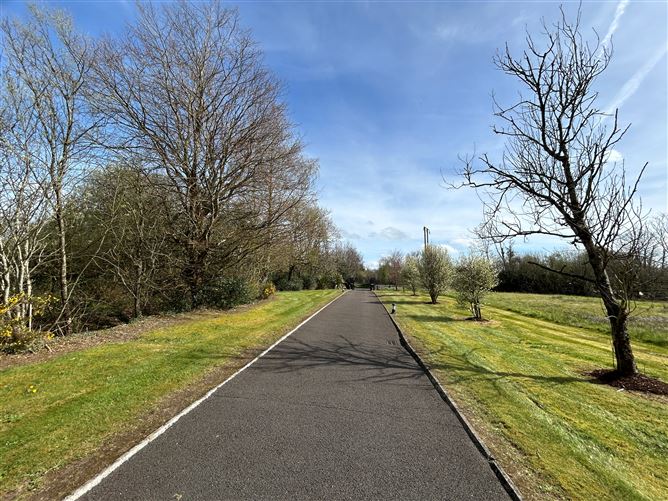 Kincora House, Blackwater, Ardnacrusha, Clare