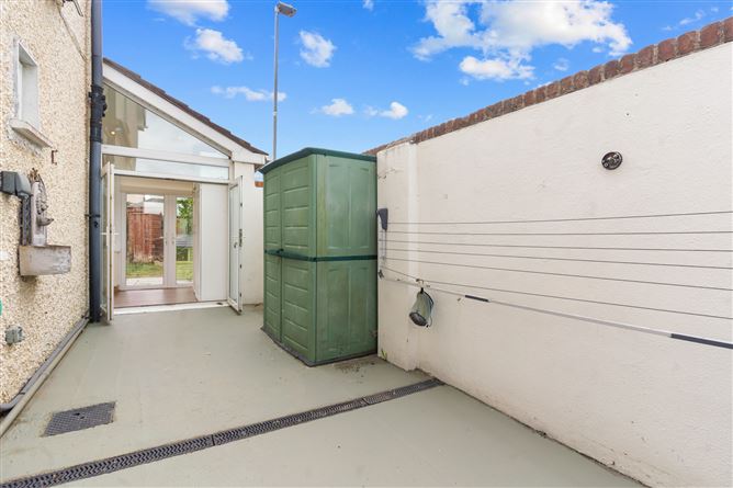 Photo 16 of 20 — 26 Griffeen Glen Avenue, Lucan, Co. Dublin