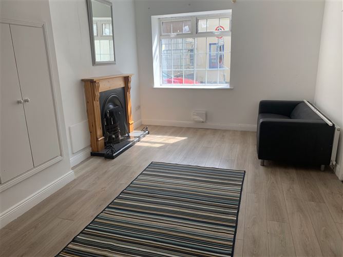 87 John St., Wexford Town, Wexford