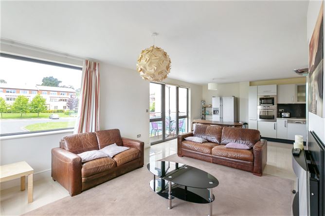 18 Mercer House, Brennanstown Square, Cabinteely, Dublin 18
