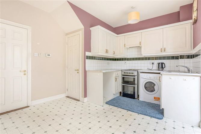 7 Village Weir, Lucan, Dublin