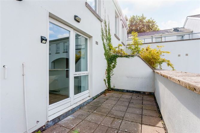 7 Village Weir, Lucan, Dublin