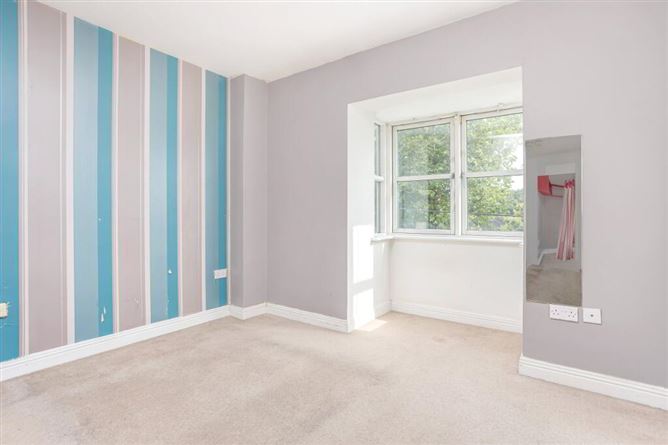 7 Village Weir, Lucan, Dublin