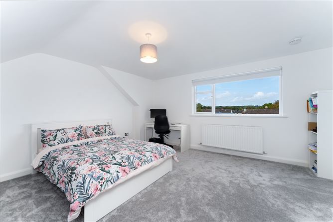 8 Manor Road, Palmerstown, Dublin 20