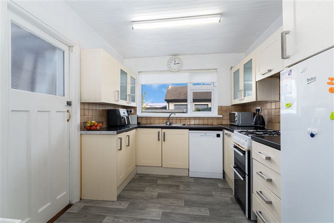 8 Manor Road, Palmerstown, Dublin 20