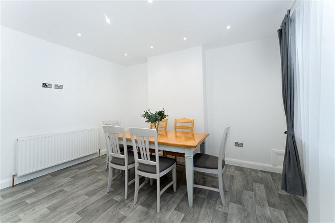8 Manor Road, Palmerstown, Dublin 20