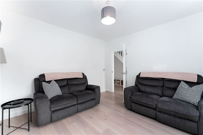 8 Manor Road, Palmerstown, Dublin 20