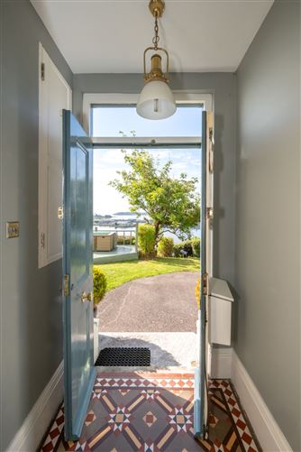 No. 1 Fort villas, High Road, Cobh, Co Cork , Cobh, East Cork