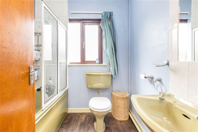 63 Woodlands, Navan, Co. Meath