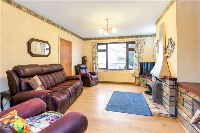 63 Woodlands, Navan, Co. Meath